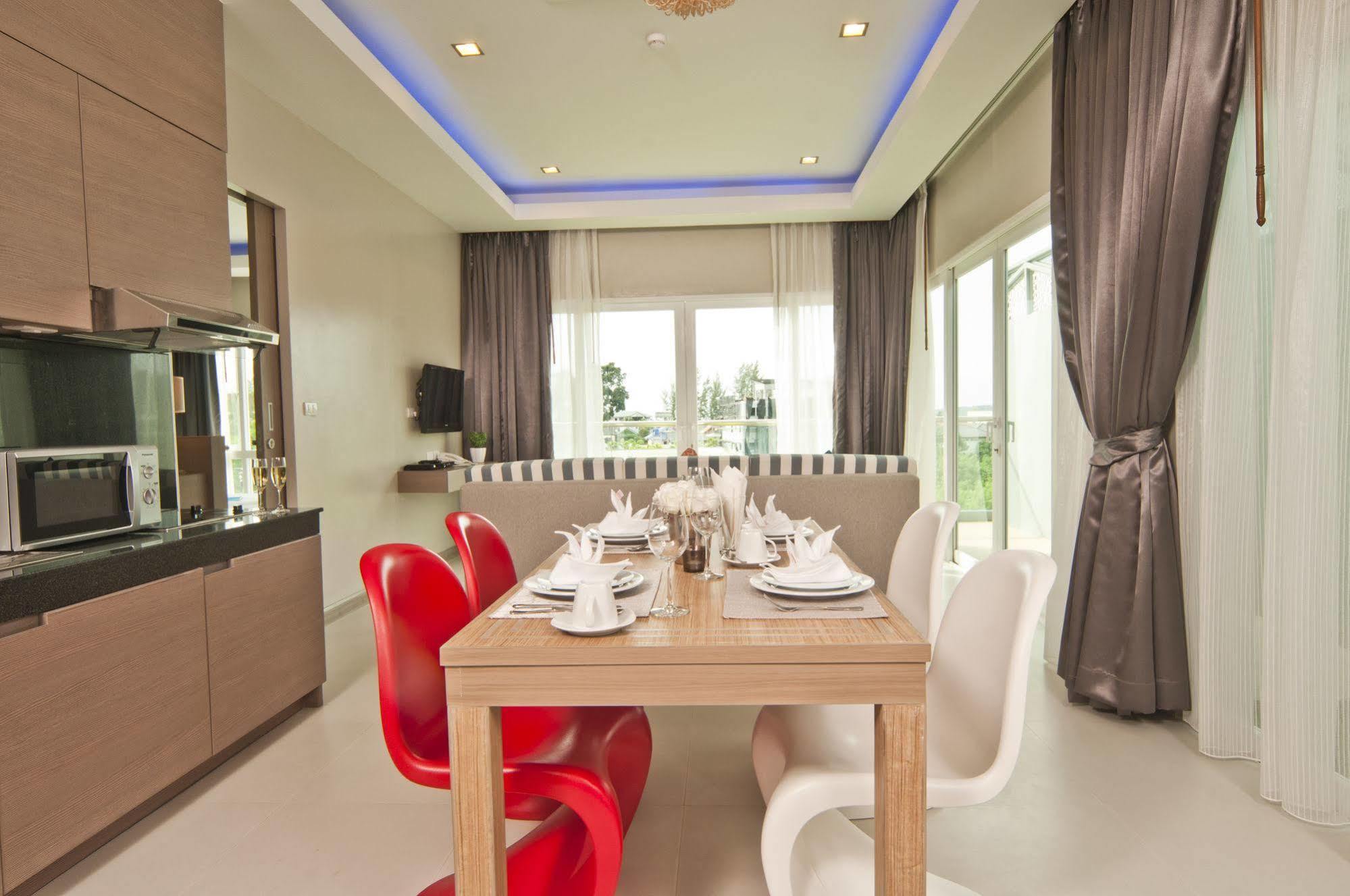 Ratana Platinum Resort Kamala Exterior photo