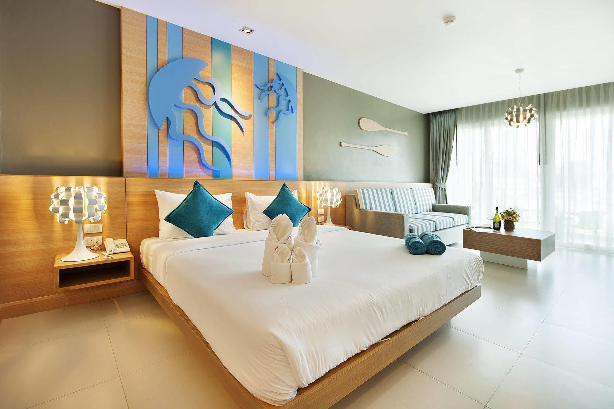 Ratana Platinum Resort Kamala Exterior photo