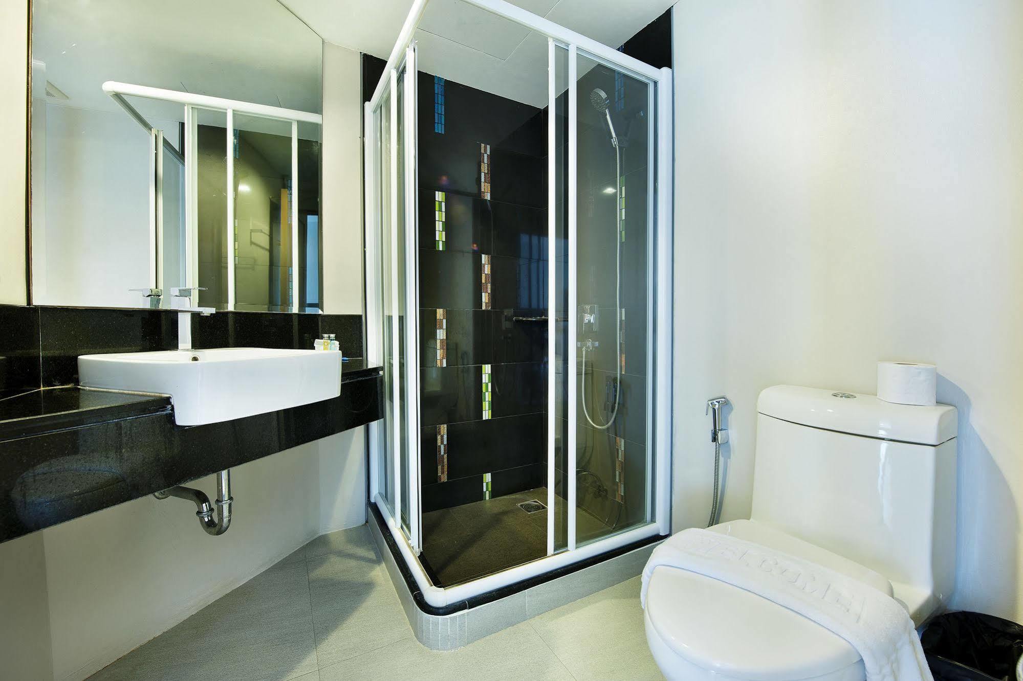 Ratana Platinum Resort Kamala Exterior photo